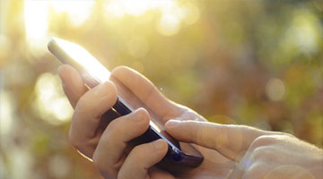 Cách bảo vệ smartphone ngày nắng