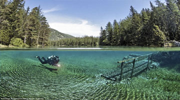 Công viên Green Lake đẹp lung linh dưới nước