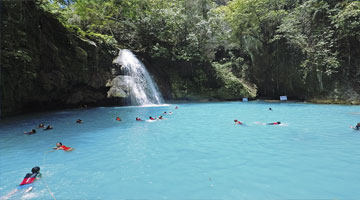 Khám phá thác nước nhiều tầng đẹp nhất ở Philippines